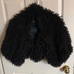 D&G black shag shrug/marabou size S/M